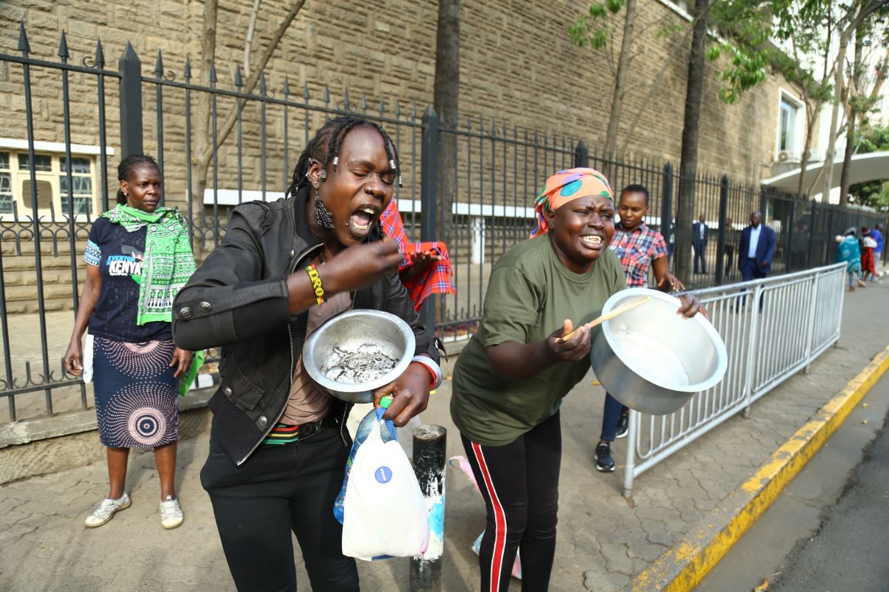 Women troop Wabera street with sufurias protesting against high cost of living